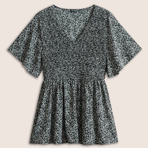 BloomChic Plus Size Ditsy Floral Shirred Ruffle Sleeve Elastic Waist Blouse - Picture 6 of 7